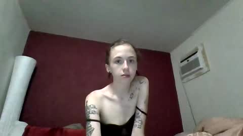 ellamae2000 online show from July 23, 9:17 am