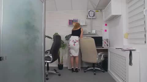            online show from November 21, 4:31 pm