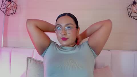 Ella online show from January 14, 12:32 pm