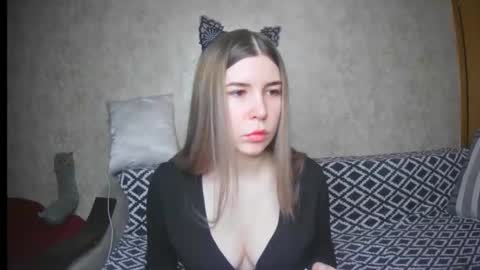 EllaNuar online show from February 10, 2:19 am