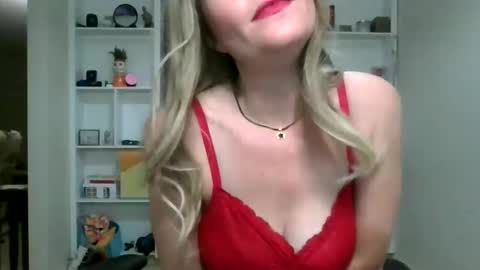 Elle online show from January 17, 2:08 am