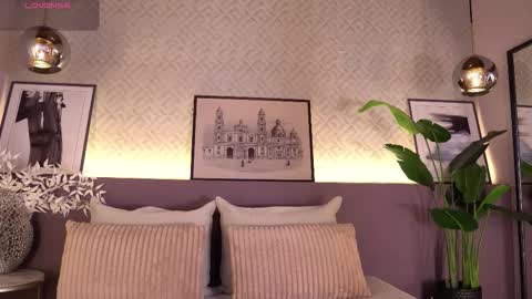 Elle Diane online show from January 17, 10:39 pm