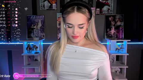 Maria online show from December 8, 5:33 pm