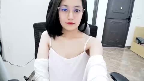 ellsa9x online show from June 3, 3:18 am