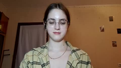 Kate online show from April 17, 2:19 pm