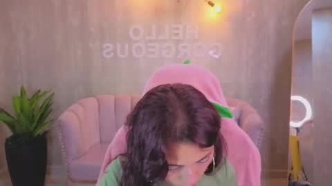 Elody  online show from January 15, 3:12 am