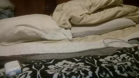 Elsie Rain online show from March 2, 7:15 am