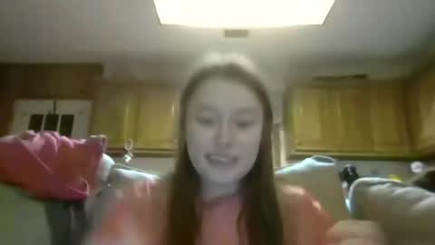 Elsie Rain online show from December 19, 4:48 am