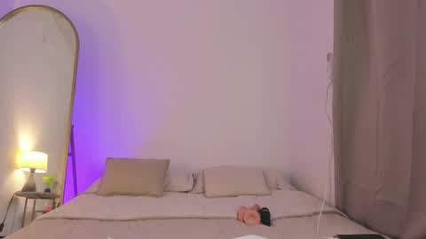 Michelle online show from January 7, 7:39 pm