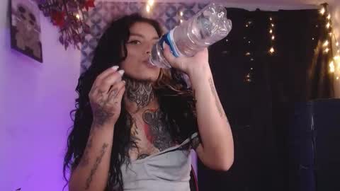 ema_ploxx online show from September 28, 1:56 am