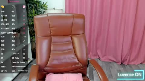 EmaBrownie online show from April 14, 6:41 pm