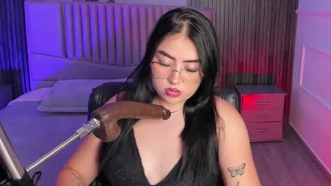 Ember Velvet online show from March 27, 5:42 am