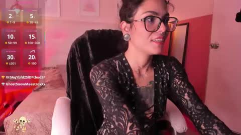 Esmeralda online show from November 25, 2:52 pm