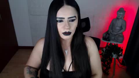 POWERFULL GODDESS EMILI online show from March 21, 1:21 am