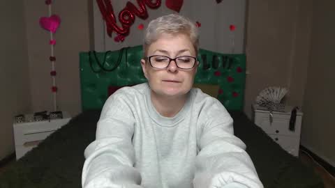 EmiliaGree online show from November 16, 7:47 pm