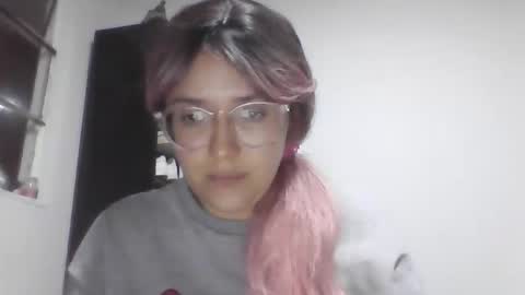 emiliahoney online show from January 12, 11:21 pm