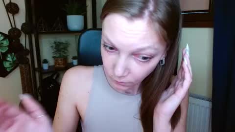 Emilly online show from March 11, 3:58 pm