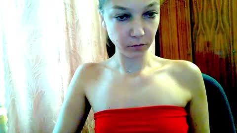 Emilly online show from November 4, 9:47 am