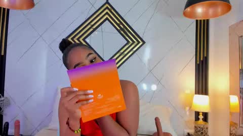 Emilly online show from November 18, 12:28 pm