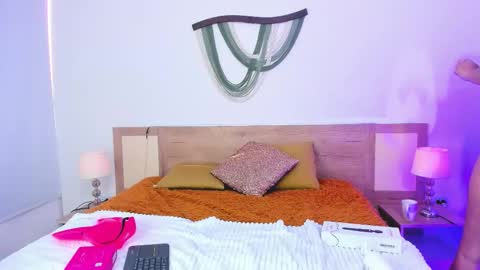 emily_frostt online show from February 27, 1:22 pm