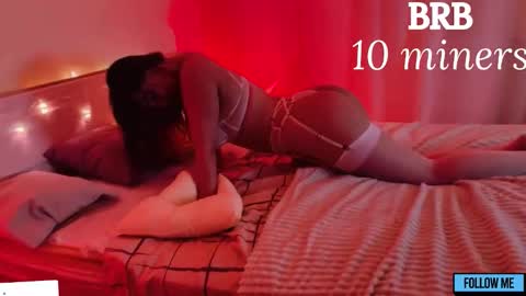 EMILY online show from October 8, 2:27 am