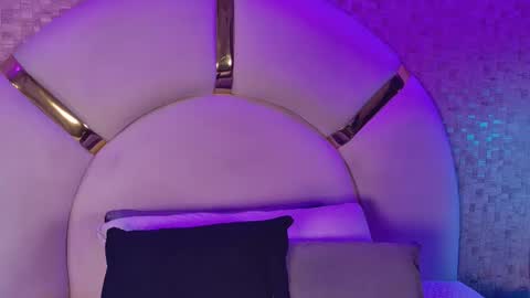 emily_greco online show from January 10, 7:18 pm