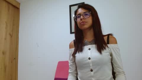 Emily online show from June 5, 3:54 am