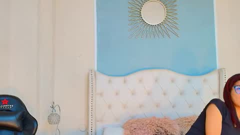 Emily online show from February 1, 1:59 am