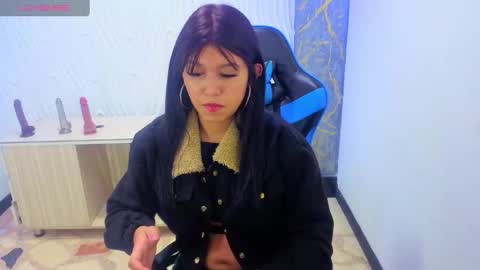       online show from September 11, 12:27 pm