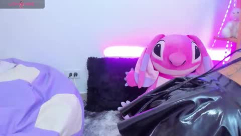 Emily online show from November 1, 4:44 pm