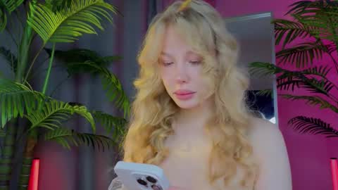 emily shepard online show from March 2, 3:39 am