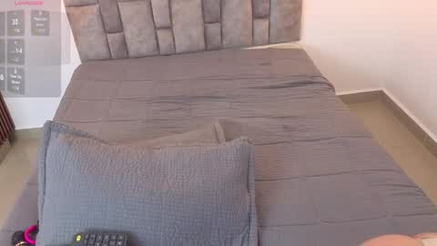 emily_vermont online show from March 30, 11:54 am