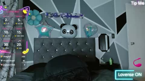 emily online show from April 21, 2:51 am