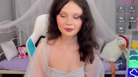 Emilyhaves online show from December 20, 5:55 am