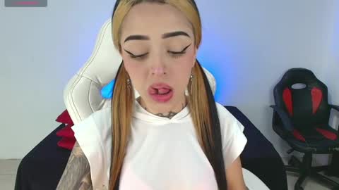 fari online show from April 15, 10:21 pm