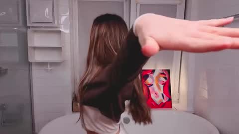 Emily online show from December 1, 6:21 pm