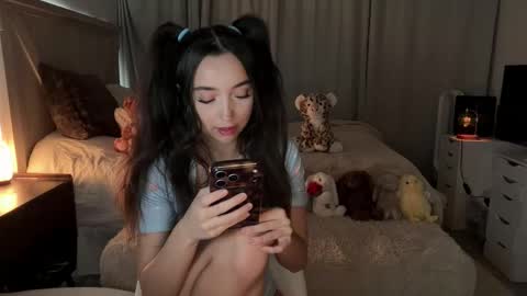 emilyfawn online show from March 22, 3:23 am