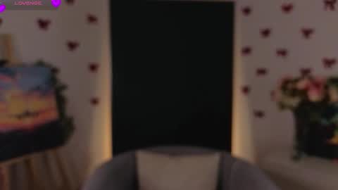 Emi online show from February 7, 1:31 am