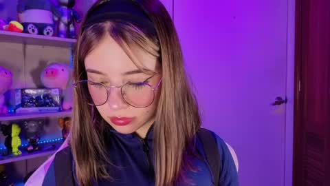 VALEEEN online show from April 14, 2:50 pm