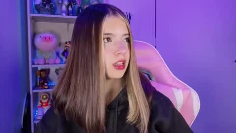 VALEEEN online show from October 14, 5:15 pm