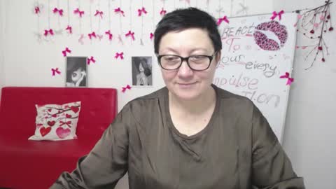 Emily online show from March 4, 7:09 pm