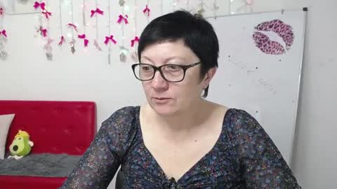 Emily online show from April 18, 5:32 am