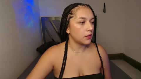 Snapshot of emilysavvato chatting on October 26, 12:17 am Emily online show from October 26, 12:17 am