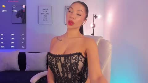 Emily  online show from February 26, 5:56 pm