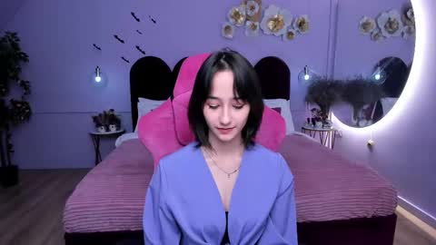 Snapshot of emilyyswonn chatting on October 27, 4:24 pm Emily online show from October 27, 4:24 pm