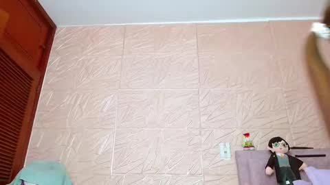 emilyzans07 online show from October 8, 9:19 pm