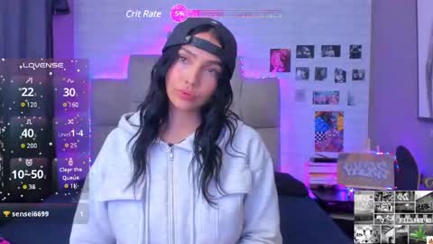 Snapshot of emma__15 chatting on February 6, 5:03 am emma  online show from February 6, 5:03 am