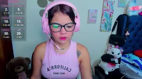 emma_boo_ online show from November 17, 3:02 pm
