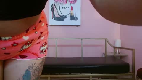 Emma burt online show from January 16, 9:22 pm