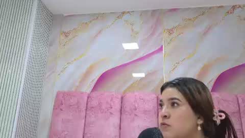 Emma online show from June 24, 3:05 am